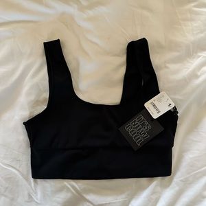 Free People It’s Now Cool The Contour Crop Surf Top Black Medium M